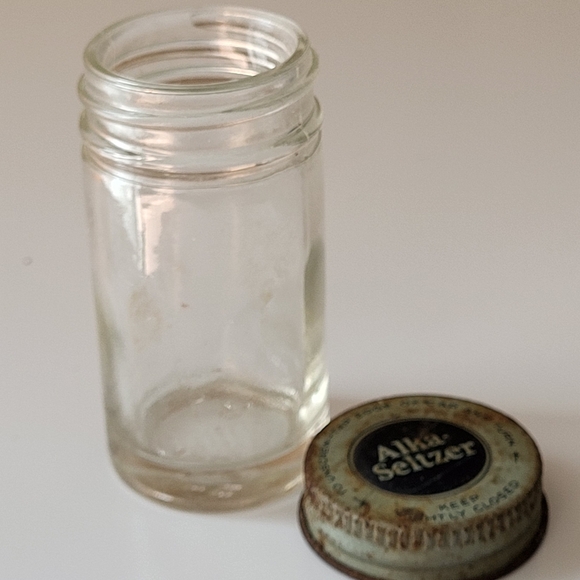 Vintage Small Clear Glass Alka Seltzer Jar with Metal Screw On Cap - Picture 12 of 16